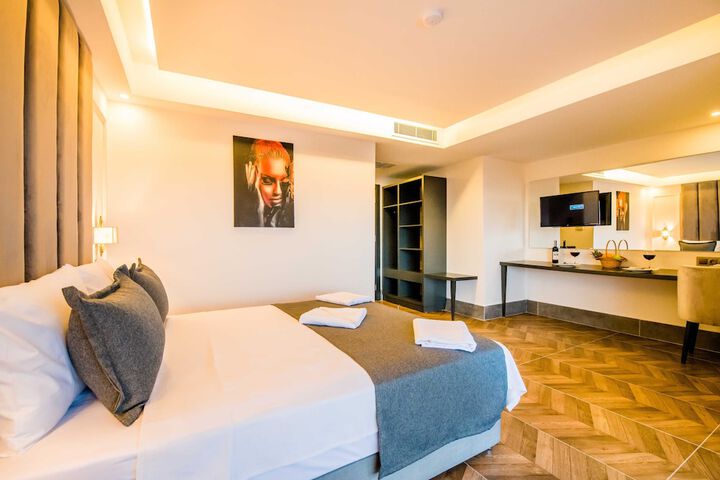 Room 38 of 59