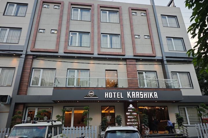 Hotel 12 of 13