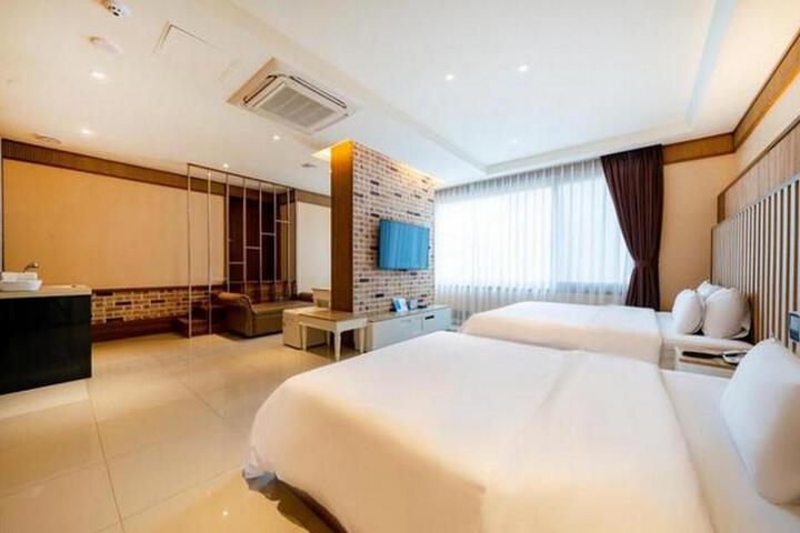 Gwangyang Divine Hotel