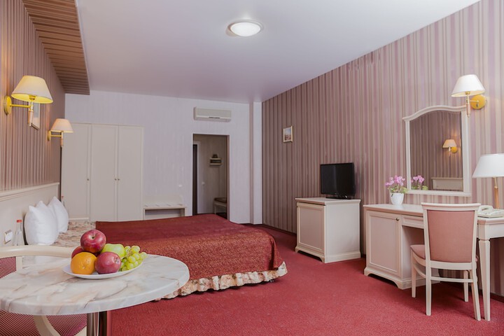 Room 19 of 59