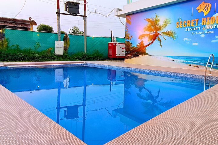 Pool 57 of 87