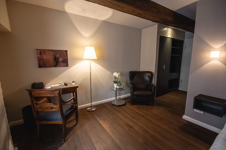 Room 19 of 54