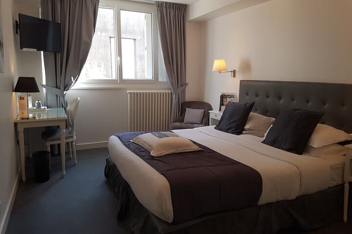 Room 11 of 225