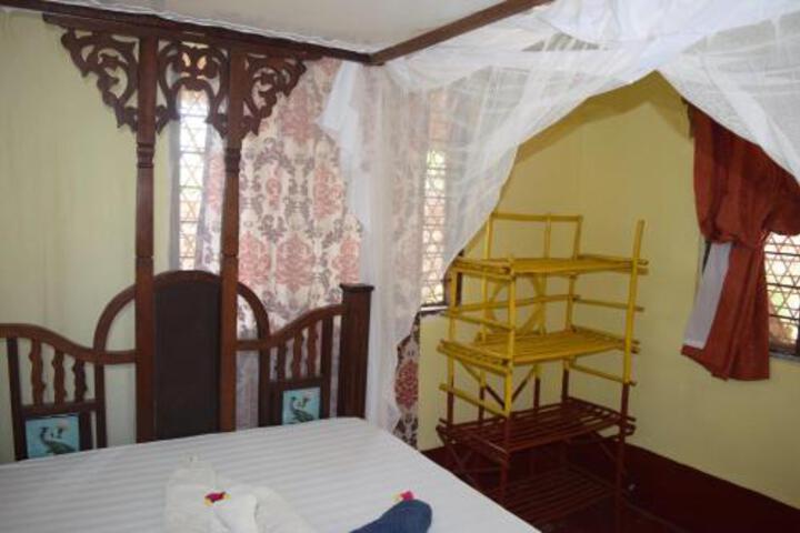 Kidoti Wild Garden