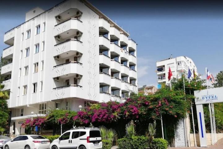 Lara Eyfel Hotel