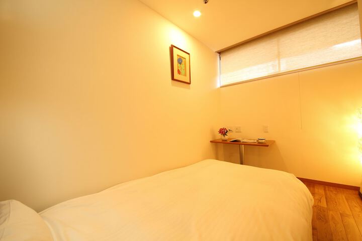 Room 19 of 113
