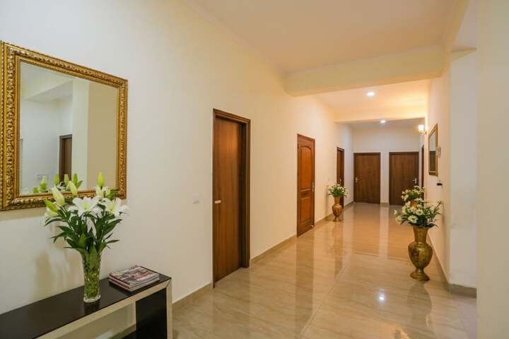 Hotel Interior 8 of 30