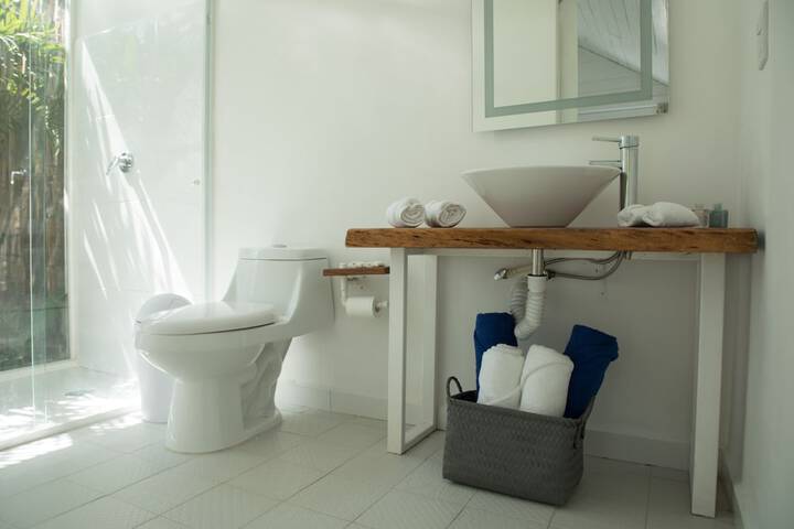 Room 4 of 22