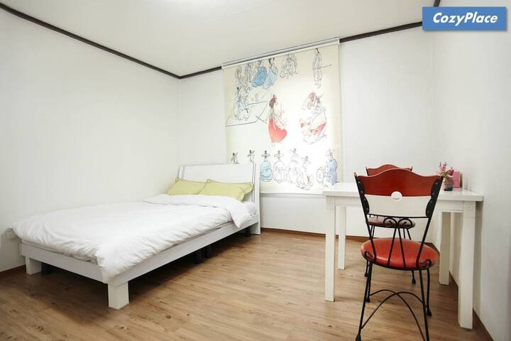 Room 30 of 101