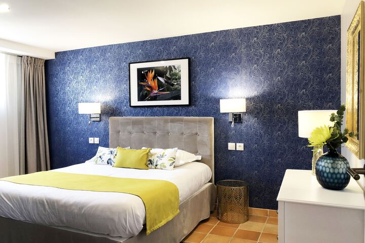 Room 17 of 80