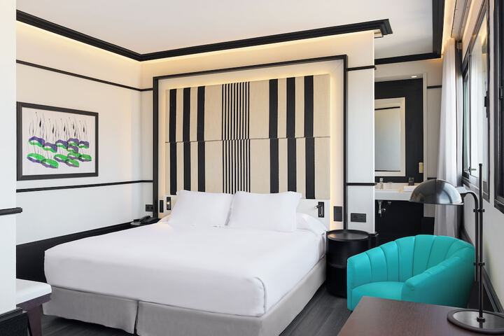 Room 21 of 63