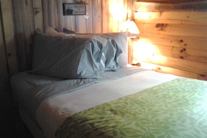 Room 12 of 36