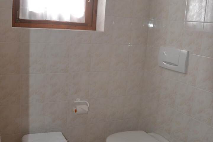 Room 39 of 65