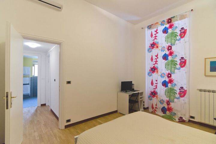 Room 11 of 44