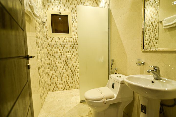 Room 40 of 43