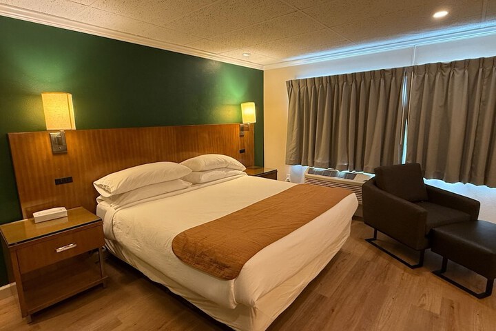 Room 10 of 57