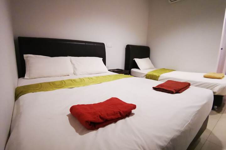 Room 33 of 59