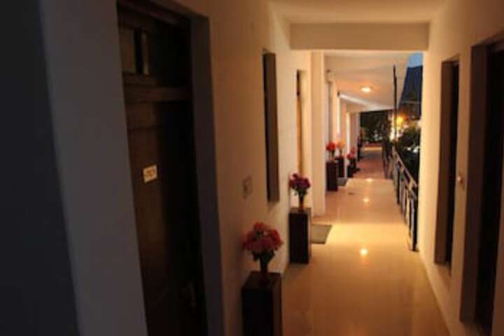 Ballroom/Hall 4 of 7
