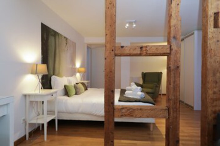 Room 54 of 60