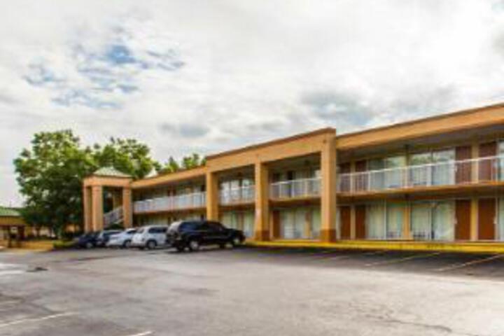 Hotel 16 of 23