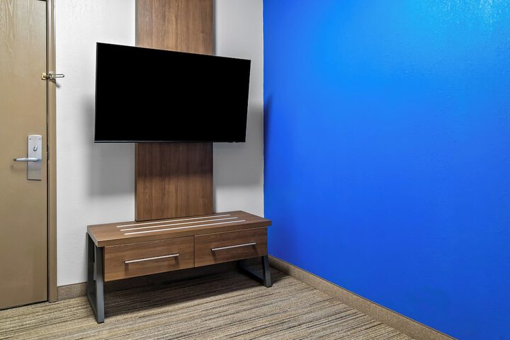 1 King Suite Sofa Bed (12 of 12)