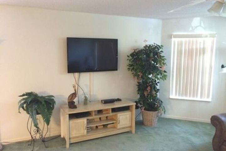 Room 36 of 195