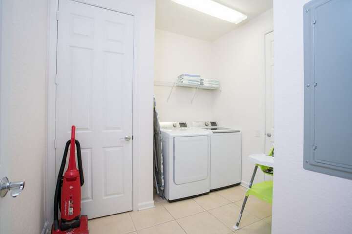 Laundry 38 of 72