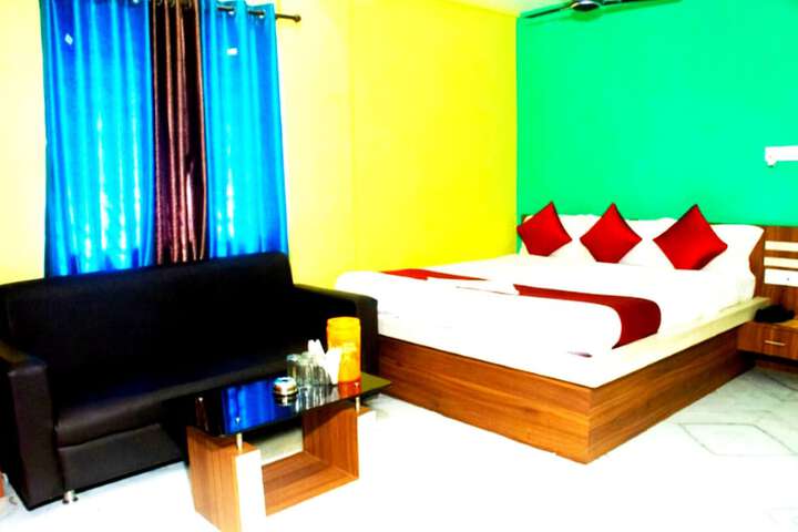 Room 5 of 7