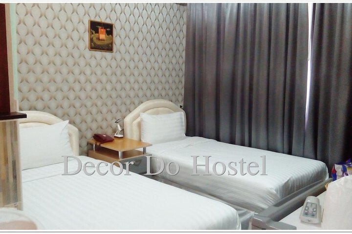 Room 18 of 108