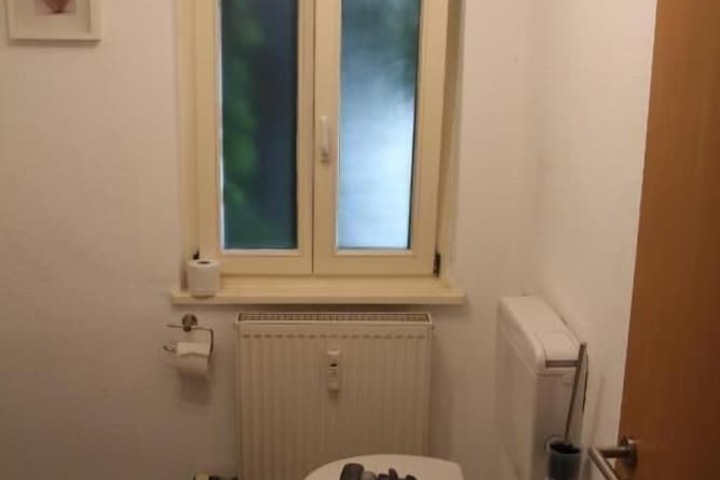 Room 34 of 49