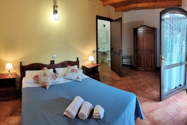 Room 13 of 98