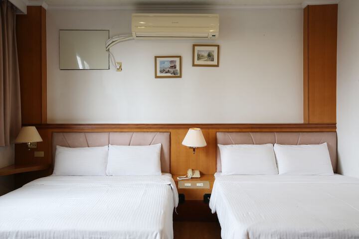 Room 39 of 74