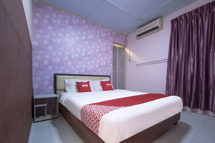 Spot on 90305 Hen Hen Hotel
