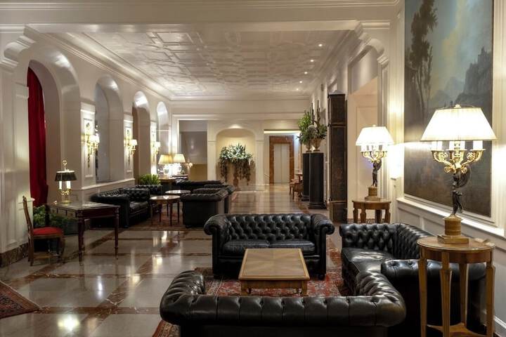 Guest Lobby