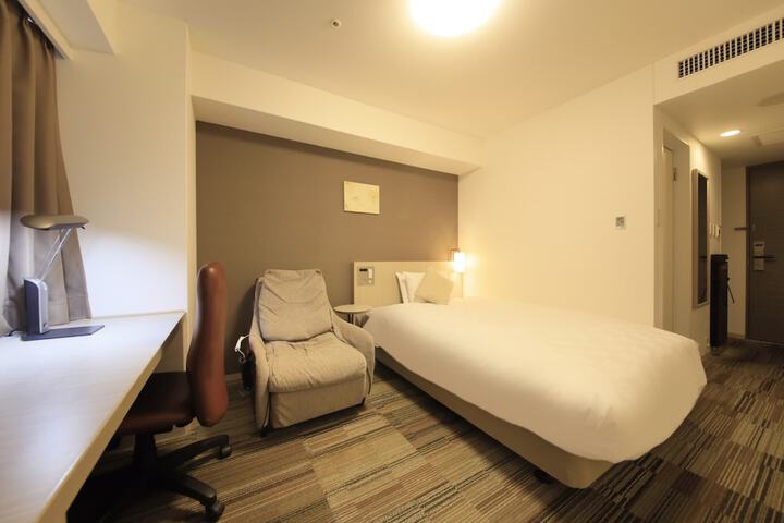 Room 29 of 53