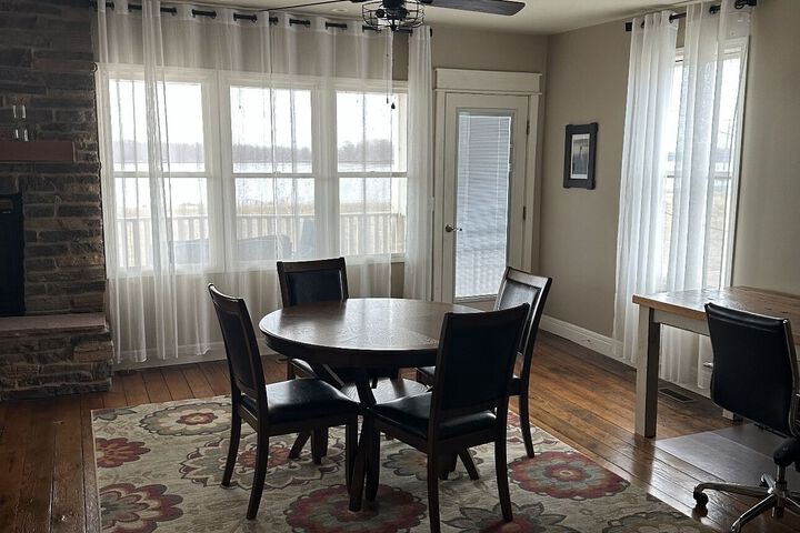Room 9 of 24