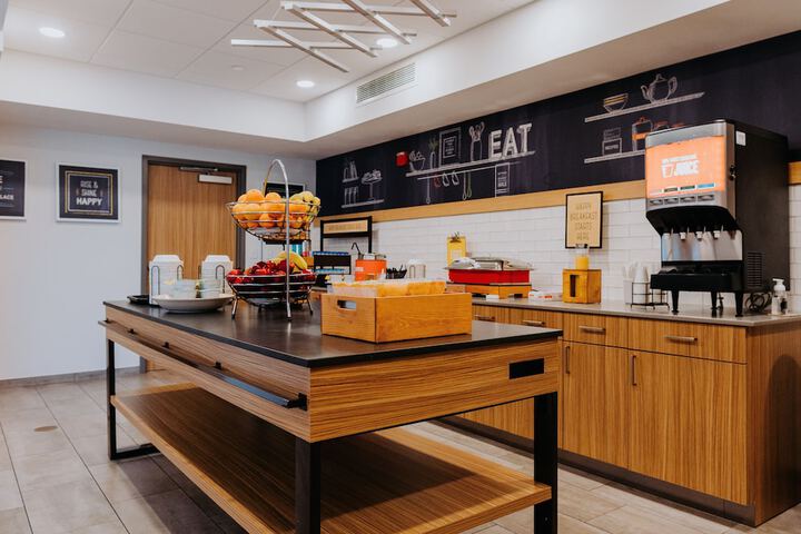 Breakfast buffet