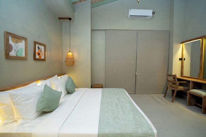 Room 98 of 222