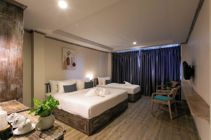 Room 82 of 150