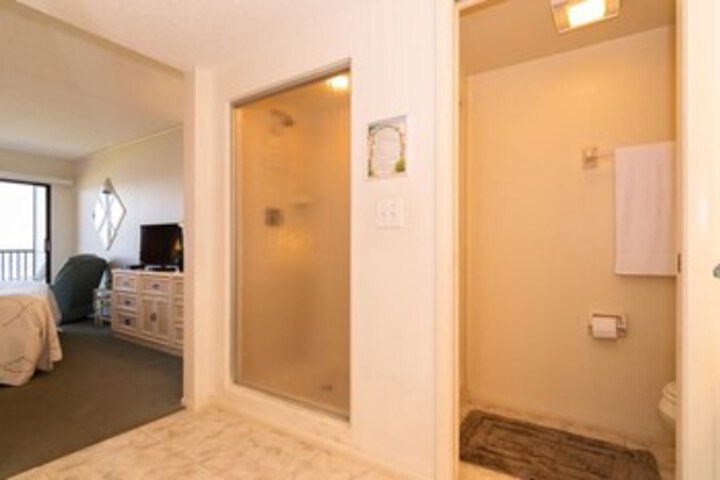 Room 65 of 72