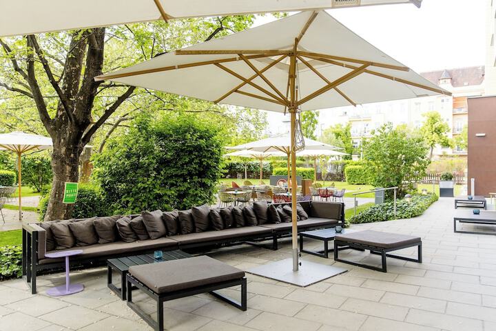 Terrace/Patio 57 of 58