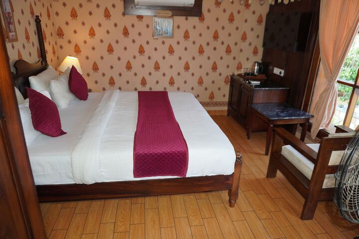 Room 19 of 53