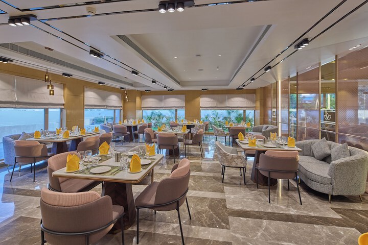Dining 84 of 126