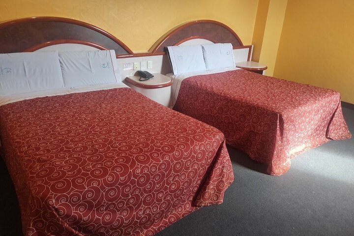 Room 13 of 42