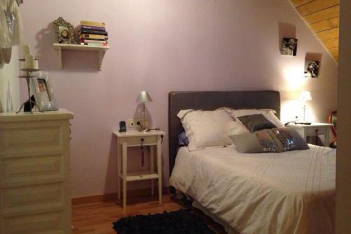 Room 4 of 23