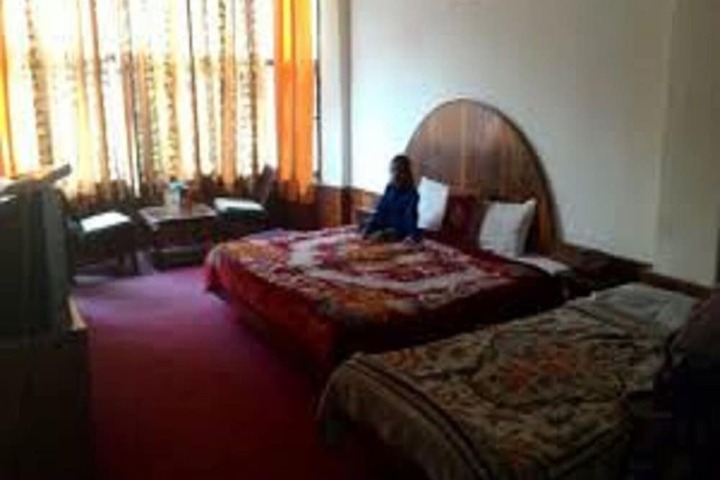 Room 15 of 20
