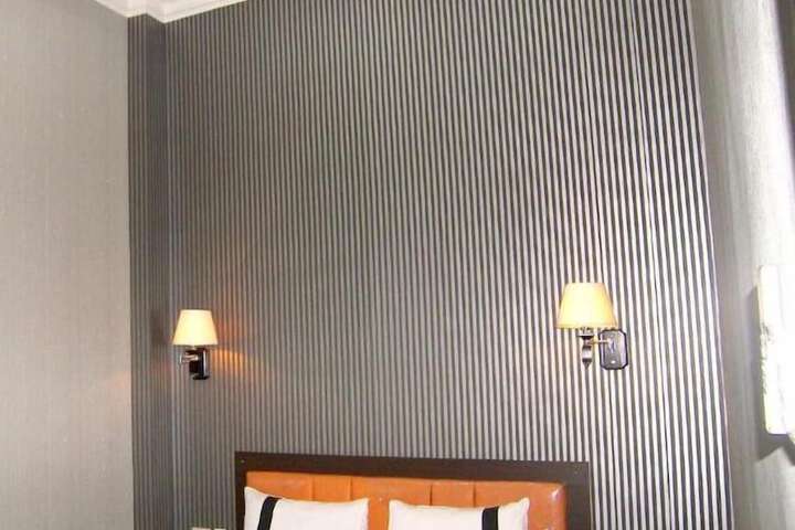 Room 25 of 67