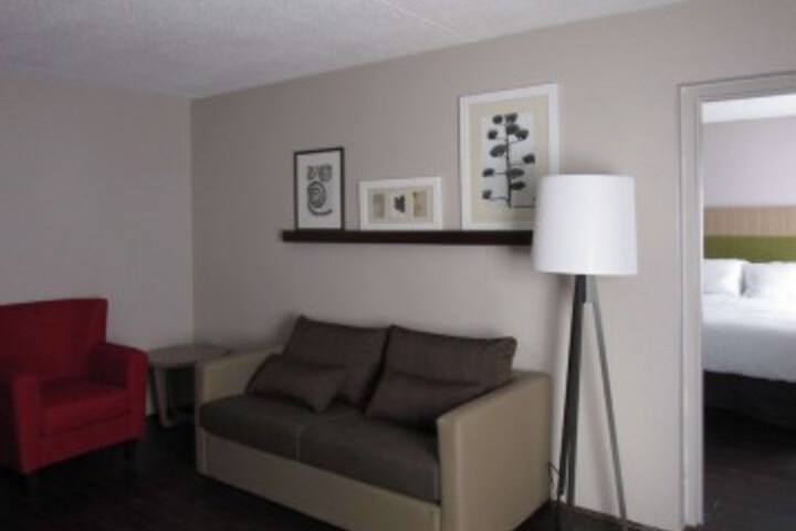 Room 20 of 36