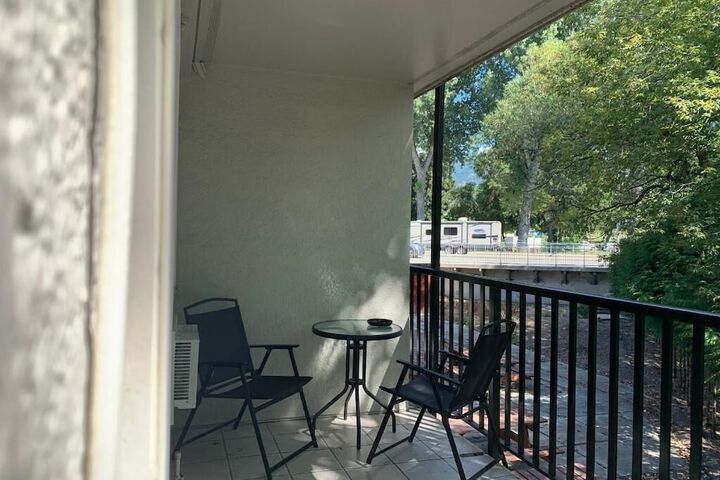 Terrace/Patio 21 of 37