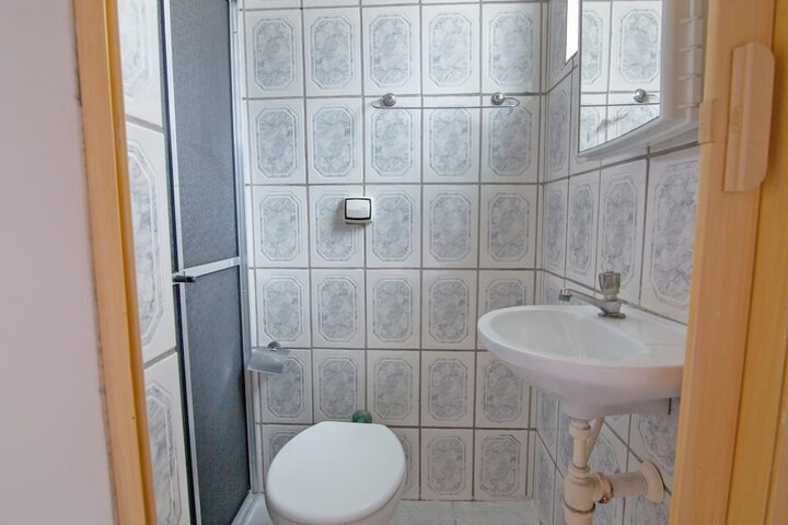 Room 3 of 5